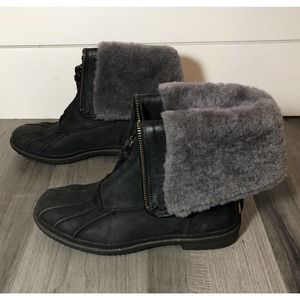 Women's Size 7 - UGG Black Arquette Stout Boots - 1012514 - Foldable Duckboot